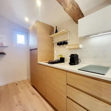 Le Saint Antoine - T2 Dans Vieil Apartament Antibes